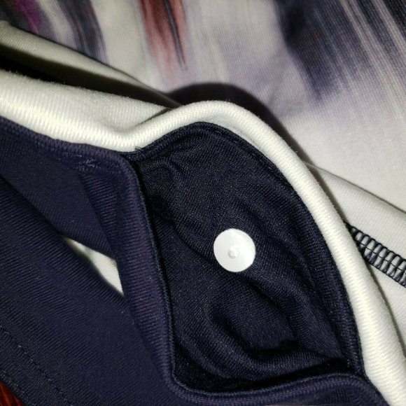 Sold Lululemon Wunder Under Crop Mirage Deep Indigo 6 - Picture 4 of 5